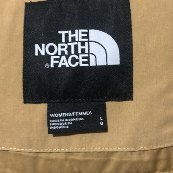 North face women’s down parka 550 Excellent condition. No tags worn twice - Picture 3 of 16